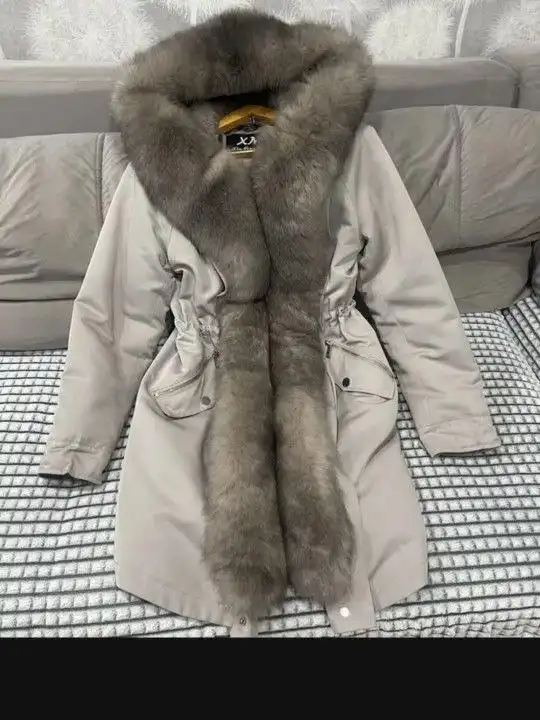 Женская парка с натуральным мехом