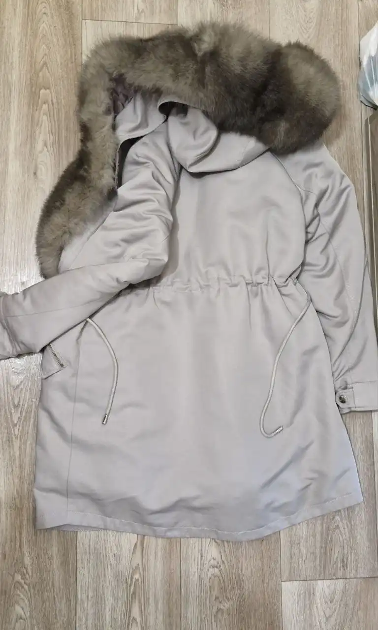 Женская парка с натуральным мехом