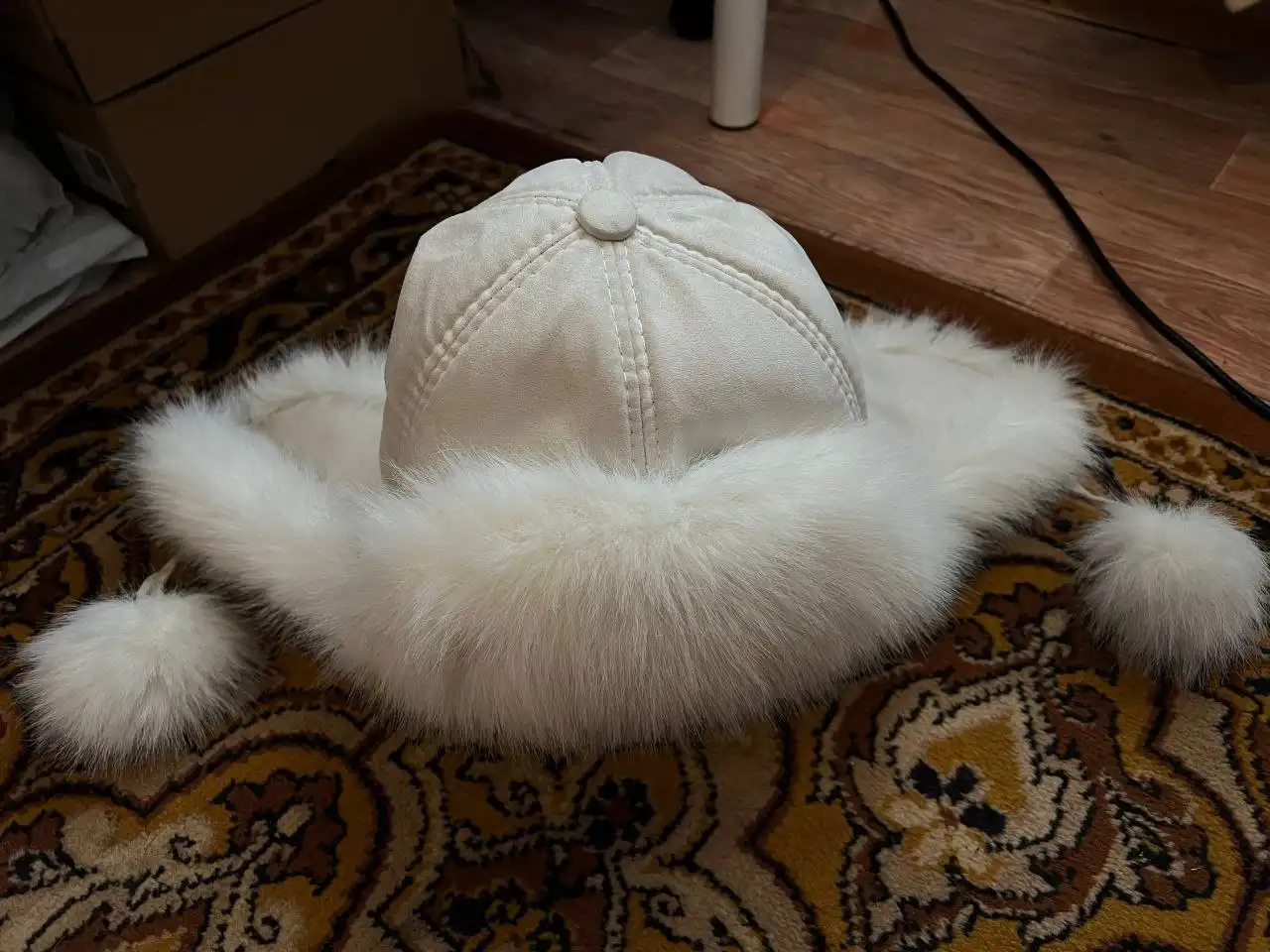 Шапка-ушанка из меха