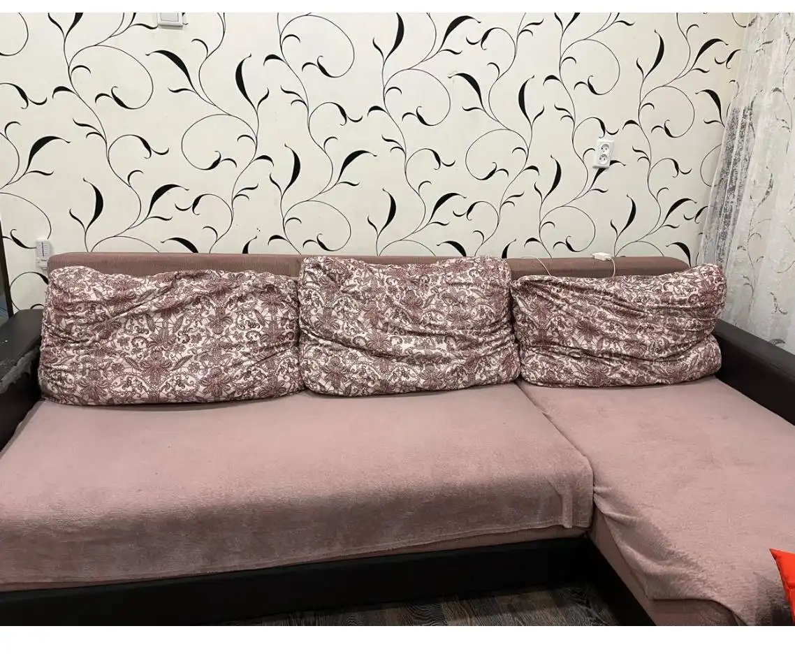 Отдам два киндера