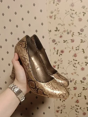 Продажа одежды 38 размера в Кемерово - частное объявление в Кемерово