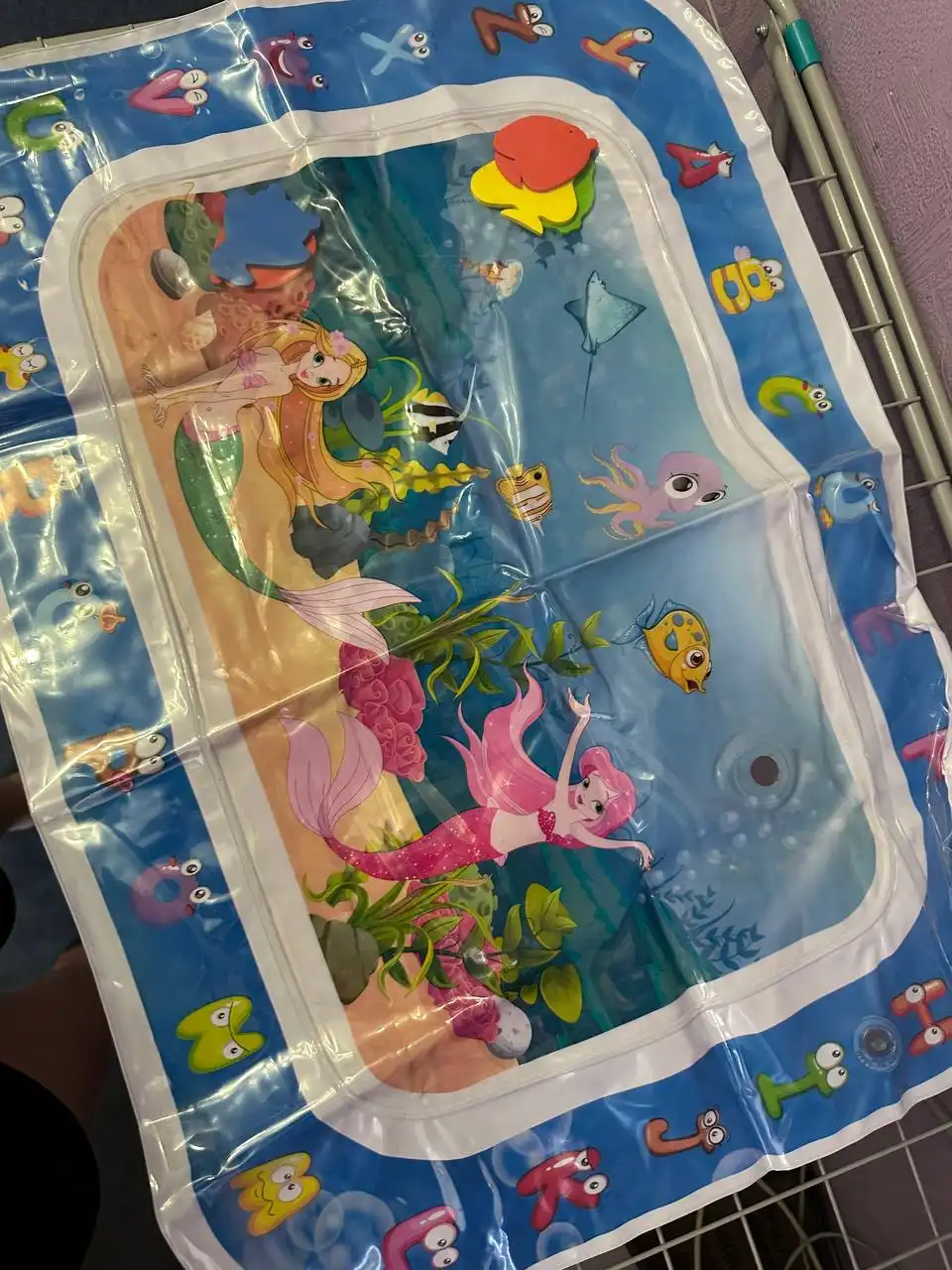 Продам коврик, подогреватель, шапочку и послеродовые трусы