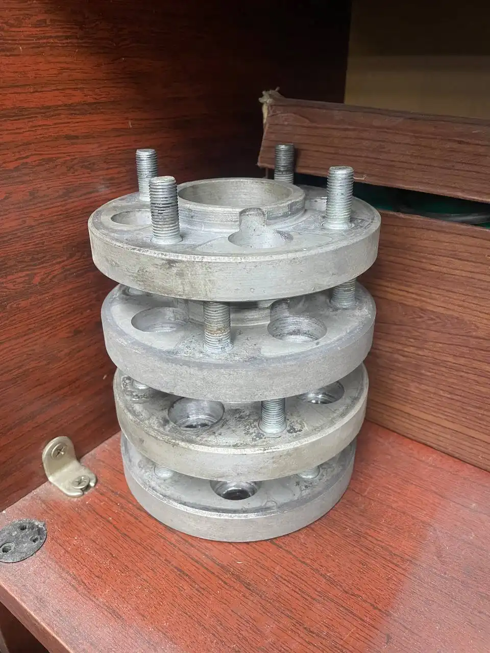 Диски R14 с резиной и проставками - Диски и шины (Запчасти) в Кемерово