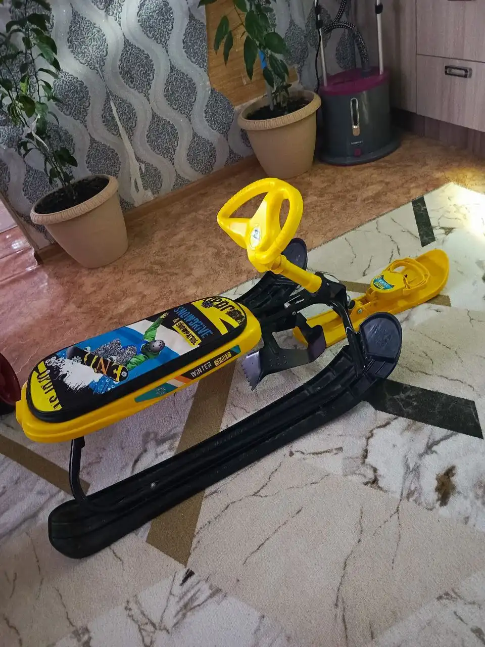 Продам детский снегокат в Кемерово