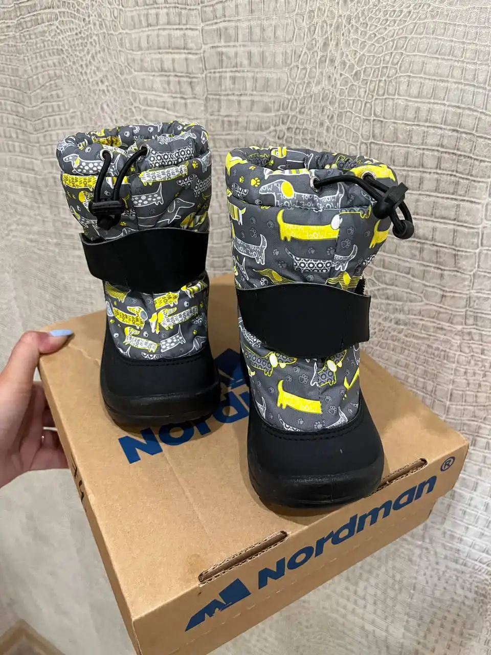 Теплые и легкие зимние сапоги 23 размера - Обувь (Одежда) в Кемерово