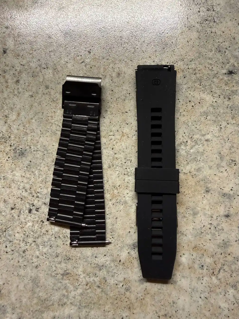 Продам новые часы с зарядным проводом и 2 ремнями - Часы (Электроника) в Кемерово