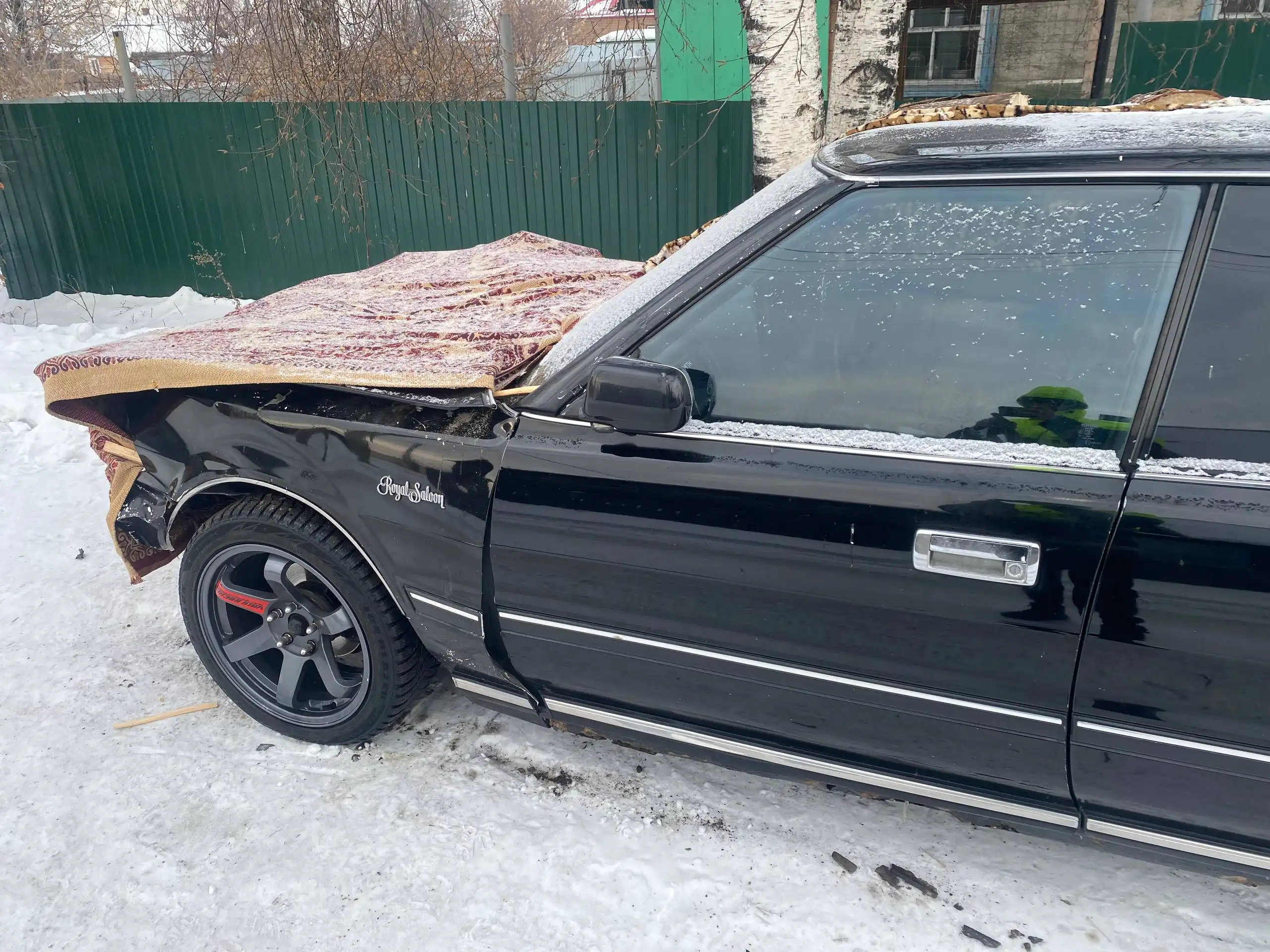 Toyota Krown 1988 года после ДТП - Авто в Ленинск-Кузнецкий