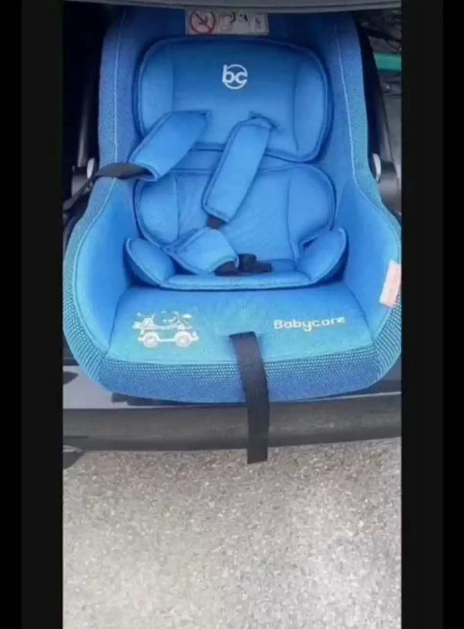 Детская одежда и автолюлька - Детская одежда и автокресла (Товары для детей) в Кемерово