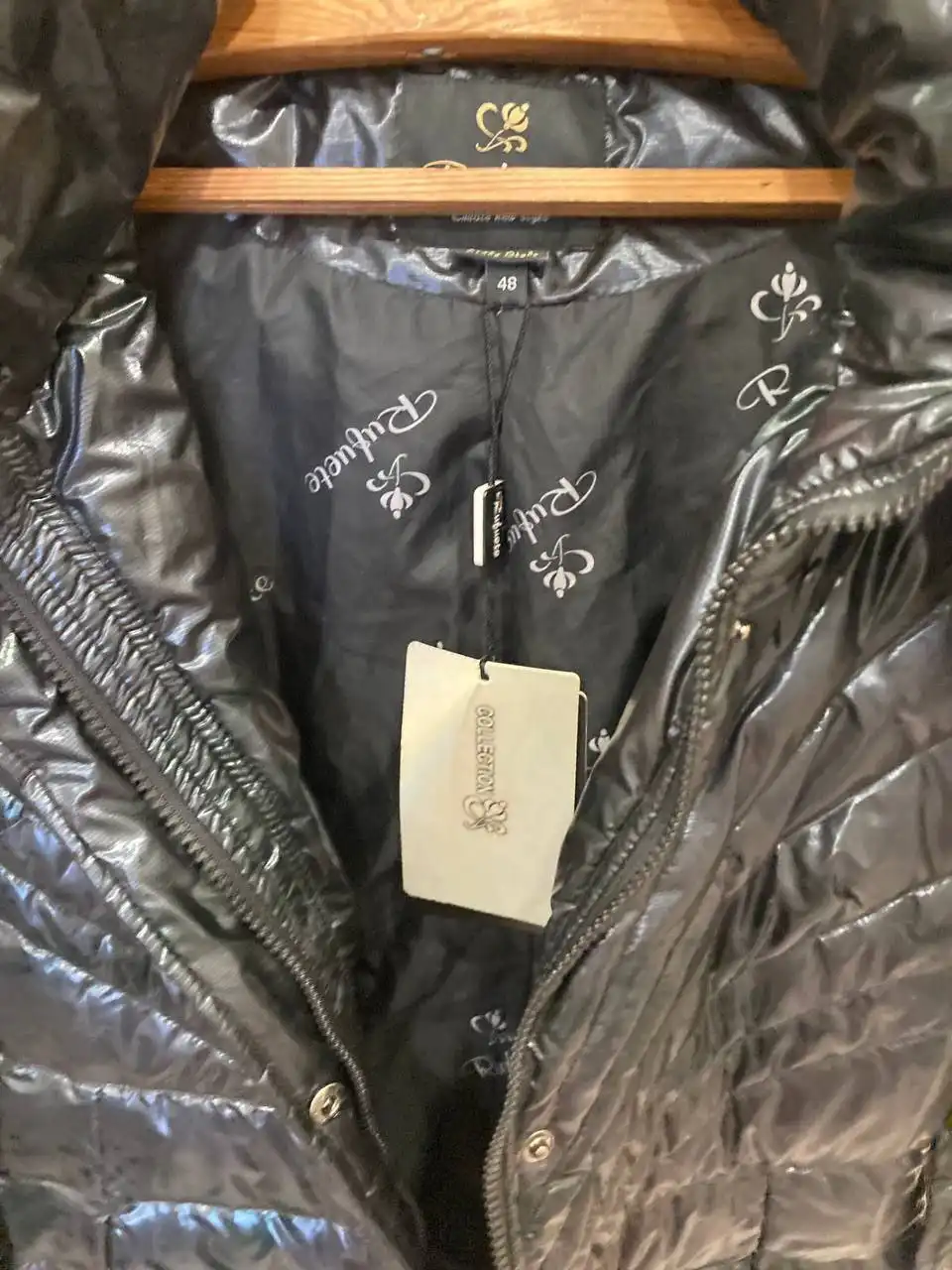 Пуховик новый размер 46-48 - Верхняя одежда (Одежда) в Кемерово