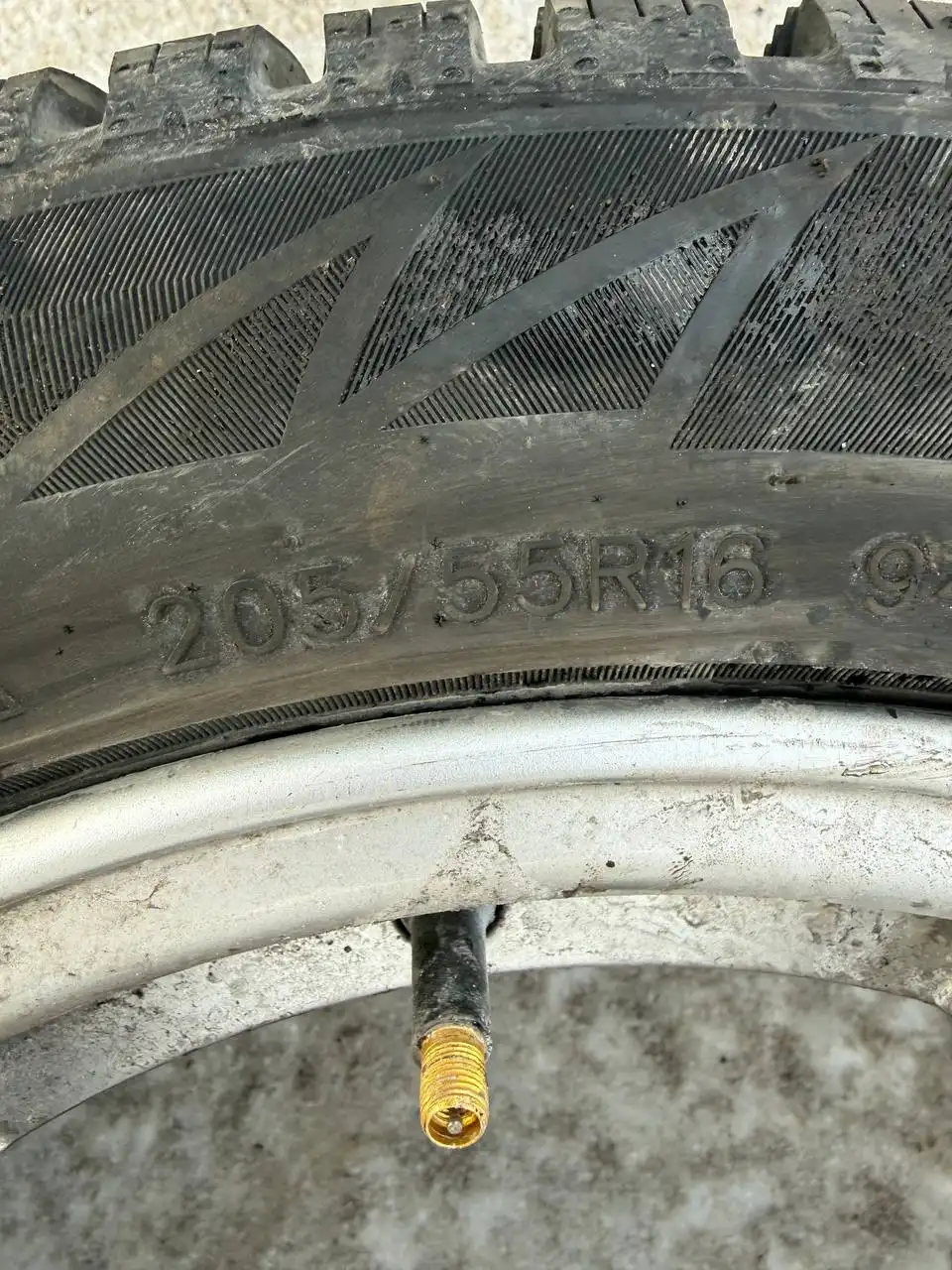 Продажа зимней резины Сайлун с дисками - Шины и диски (Авто) в Кемерово