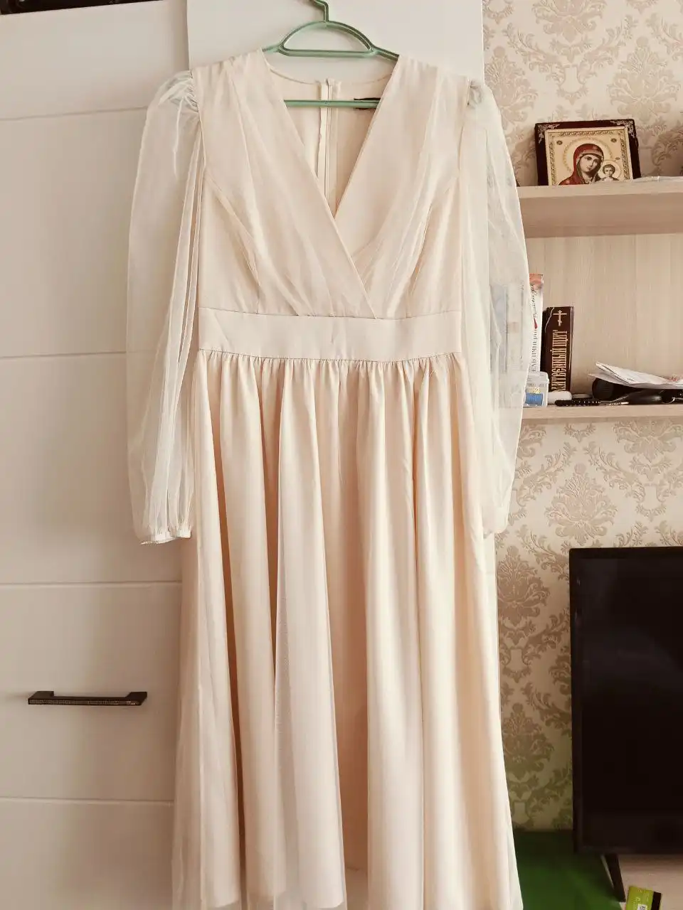 Продам платье женское 46 размер - Женская одежда (Одежда) в Кемерово