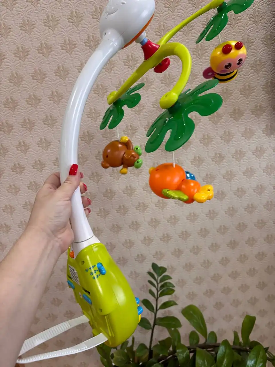 Продам складную ванночку и мобиль - Ванночки (Товары для детей) в Кемерово