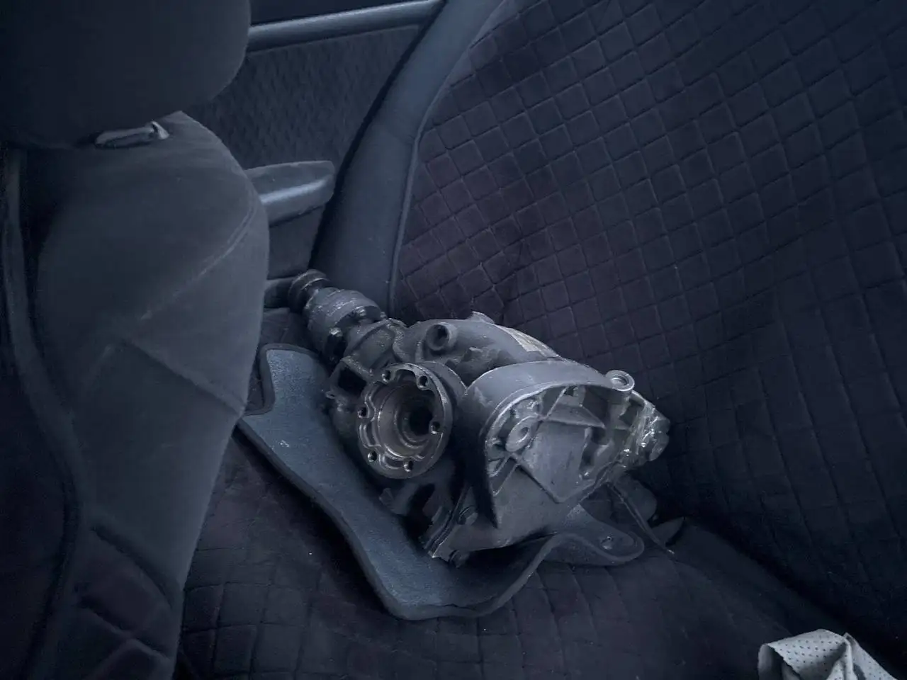 Продажа редукторов с BMW E39 - Автозапчасти (Запчасти) в Кемерово