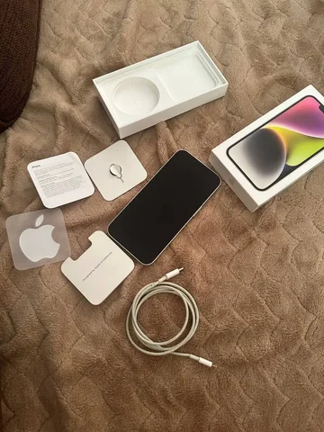 Продам iPhone 14 128 ГБ белый - Игровые консоли в Кемерово