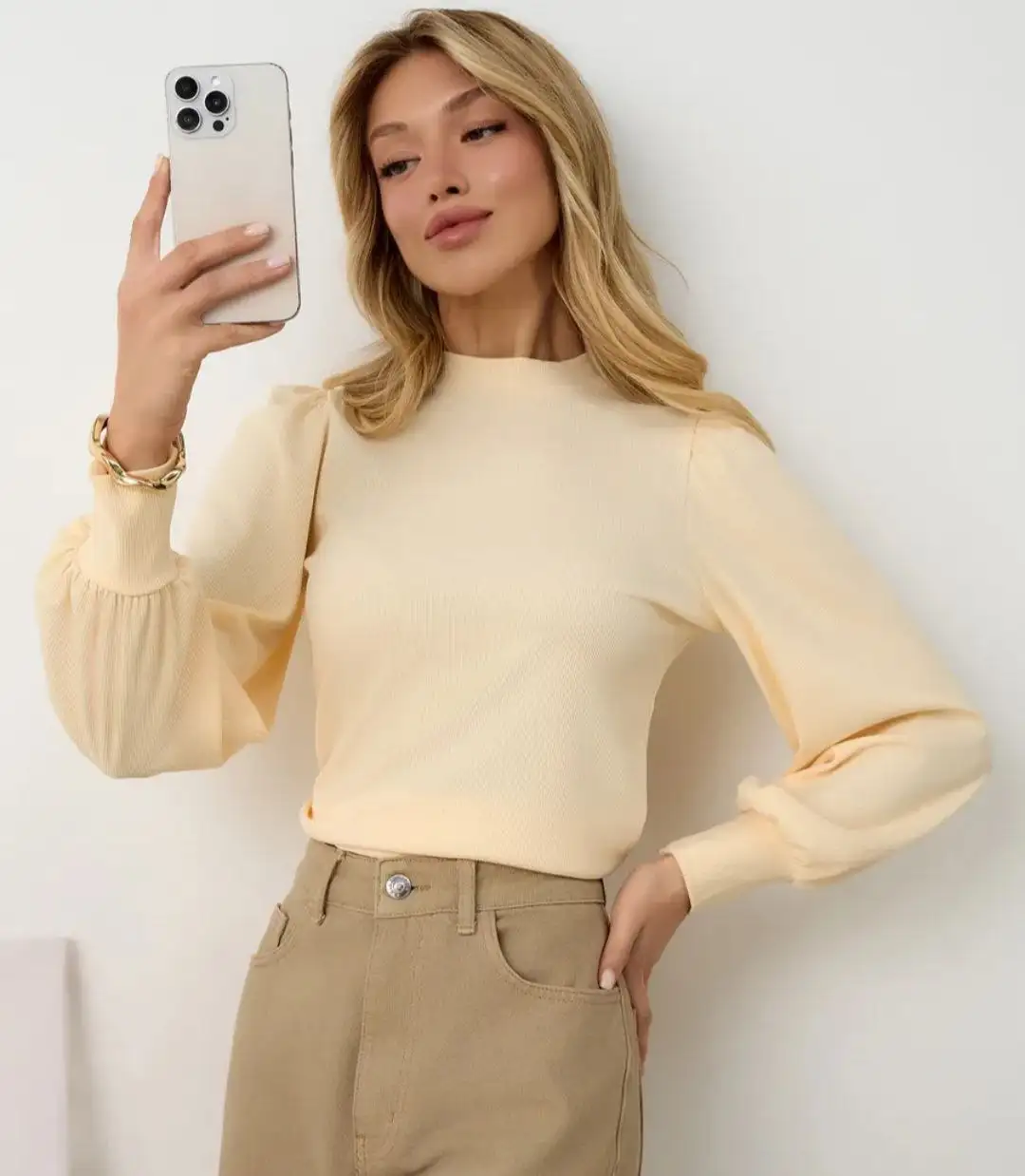 Продам новую женскую кофту лапша 42 размер - Верхняя одежда (Одежда) в Кемерово