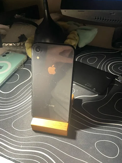 Смартфоны на запчасти/восстановление: XR 64gb, Samsung Galaxy Z4 Flip - Бытовая техника для ухода в Кемерово