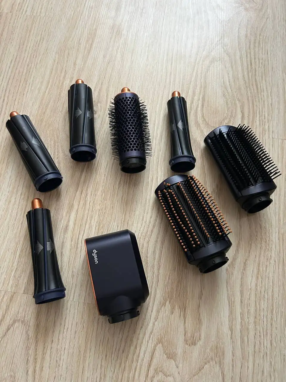 Стайлер Dyson б/у с неисправностью - Бытовая техника для ухода (Электроника) в Кемерово