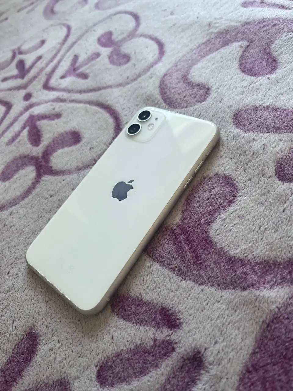 Продажа двух телефонов: Apple iPhone 11 и Redmi Note 12 - Телефоны (Электроника) в Кемерово