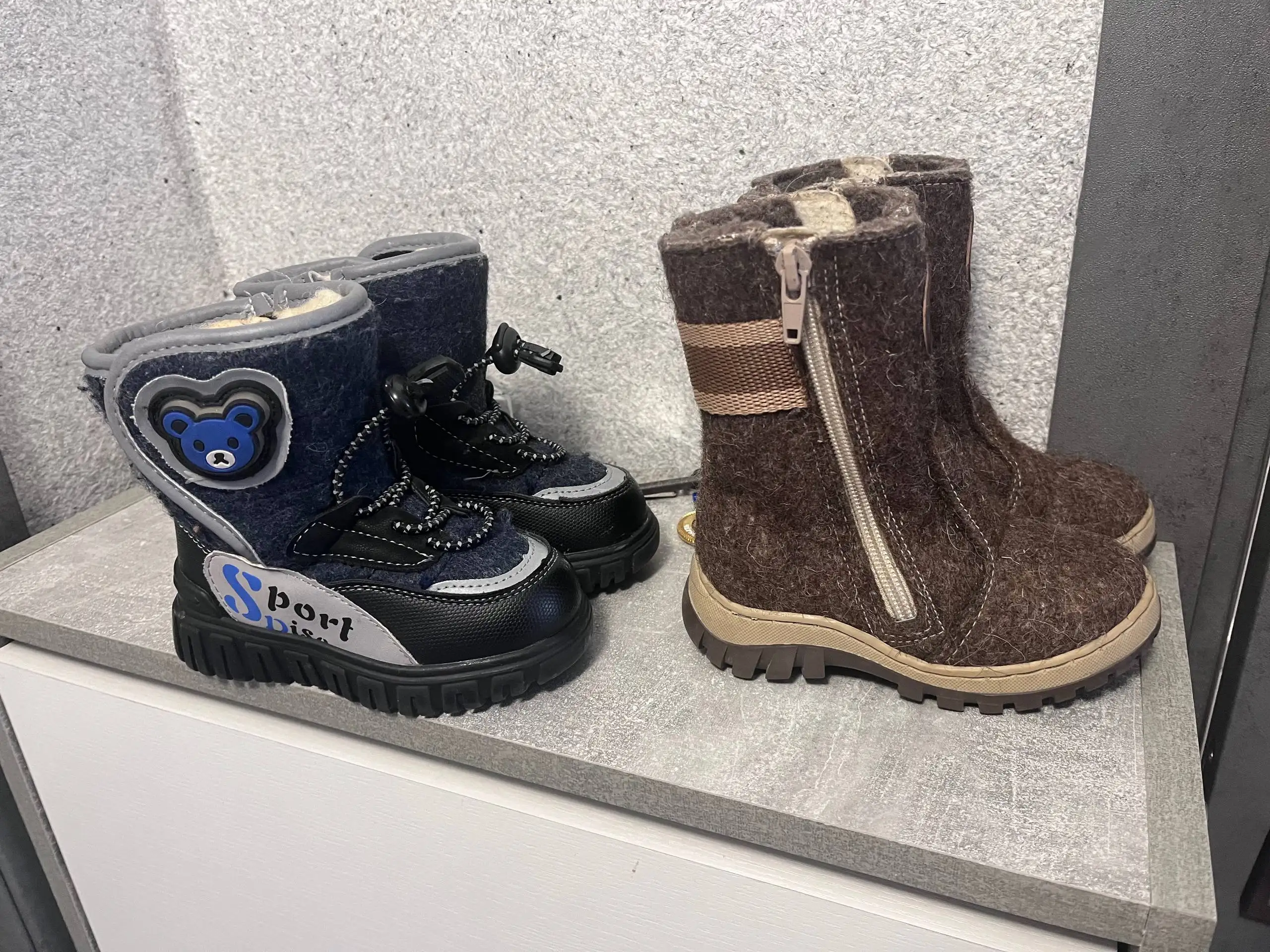 Детские зимние ботинки и валенки 23 размера - Обувь детская (Товары для детей) в Кемерово