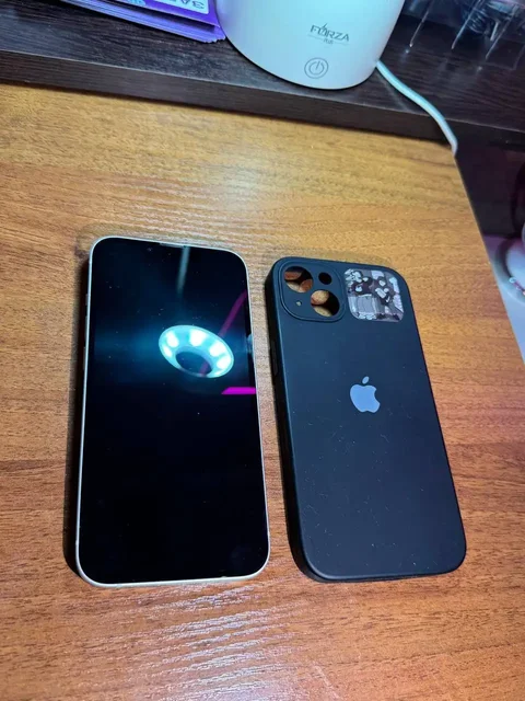 Продажа iPhone 13 128 ГБ и iPhone Xr 64 ГБ - Смартфоны в Кемерово
