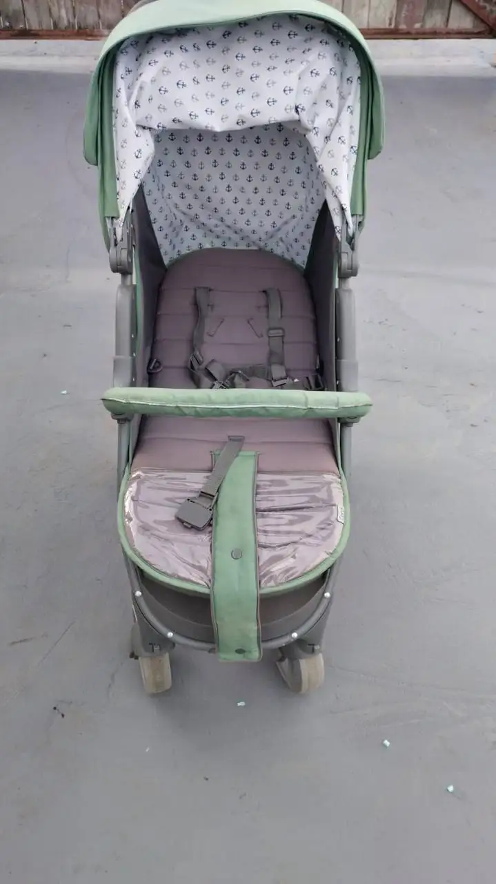 Продам прогулочную коляску в хорошем состоянии - Прогулочные коляски (Товары для детей) в Кемерово