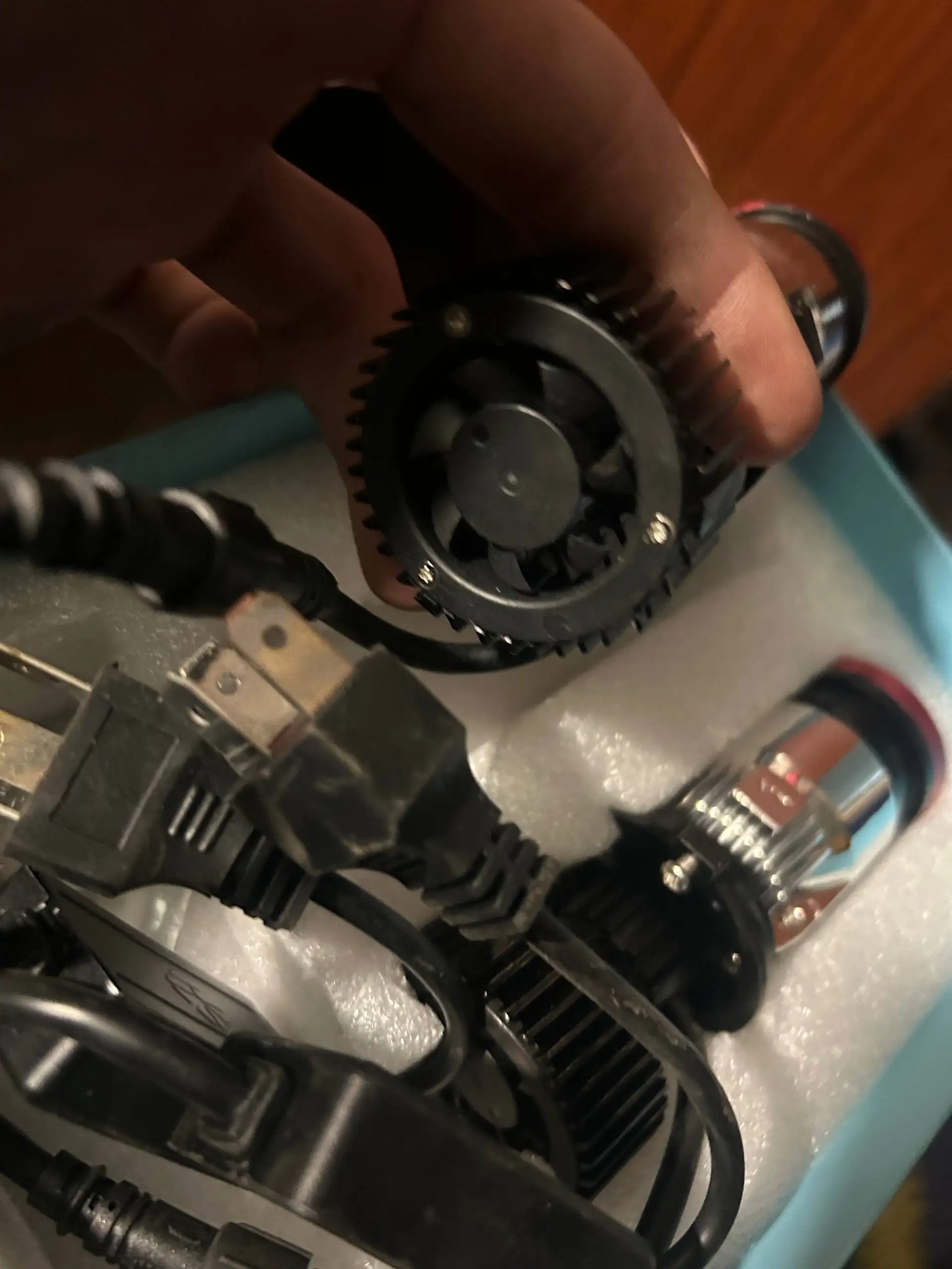 Линзованные лампочки H4 - Освещение (Запчасти) в Кемерово