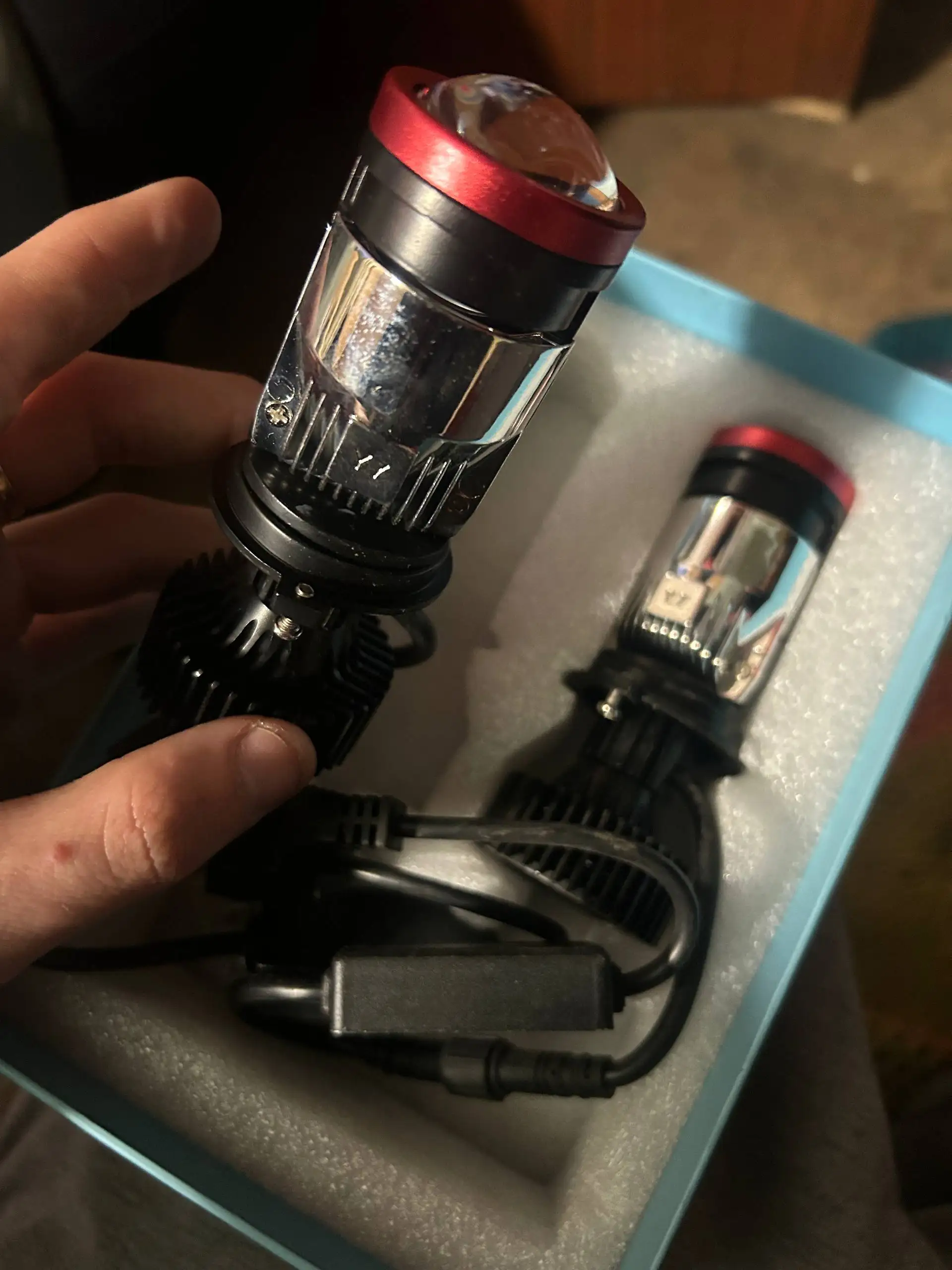 Линзованные лампочки H4 - Освещение (Запчасти) в Кемерово