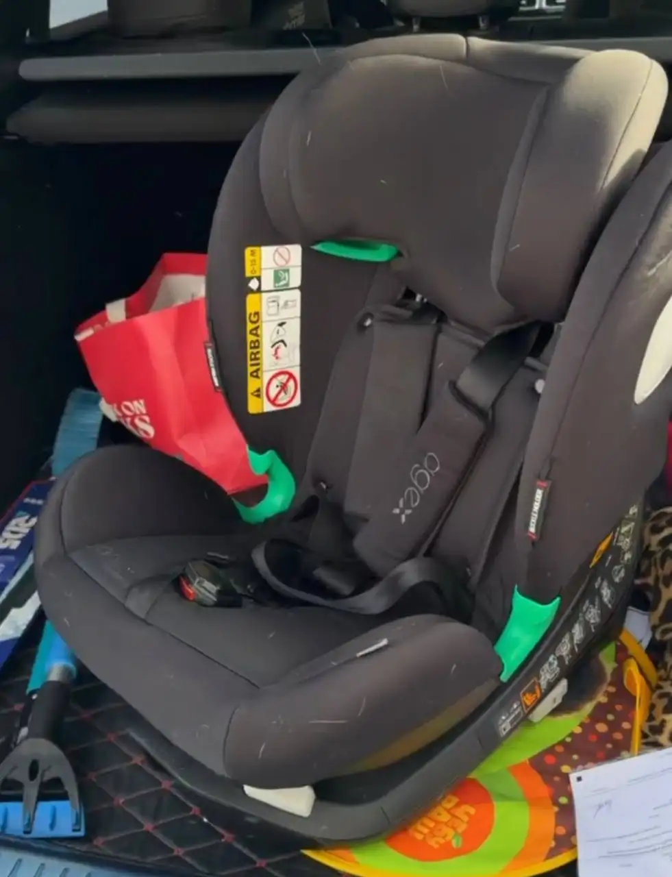 Продам автокресло поворотное 360 изофикс 0-36 кг - Автокресла (Товары для детей) в Кемерово