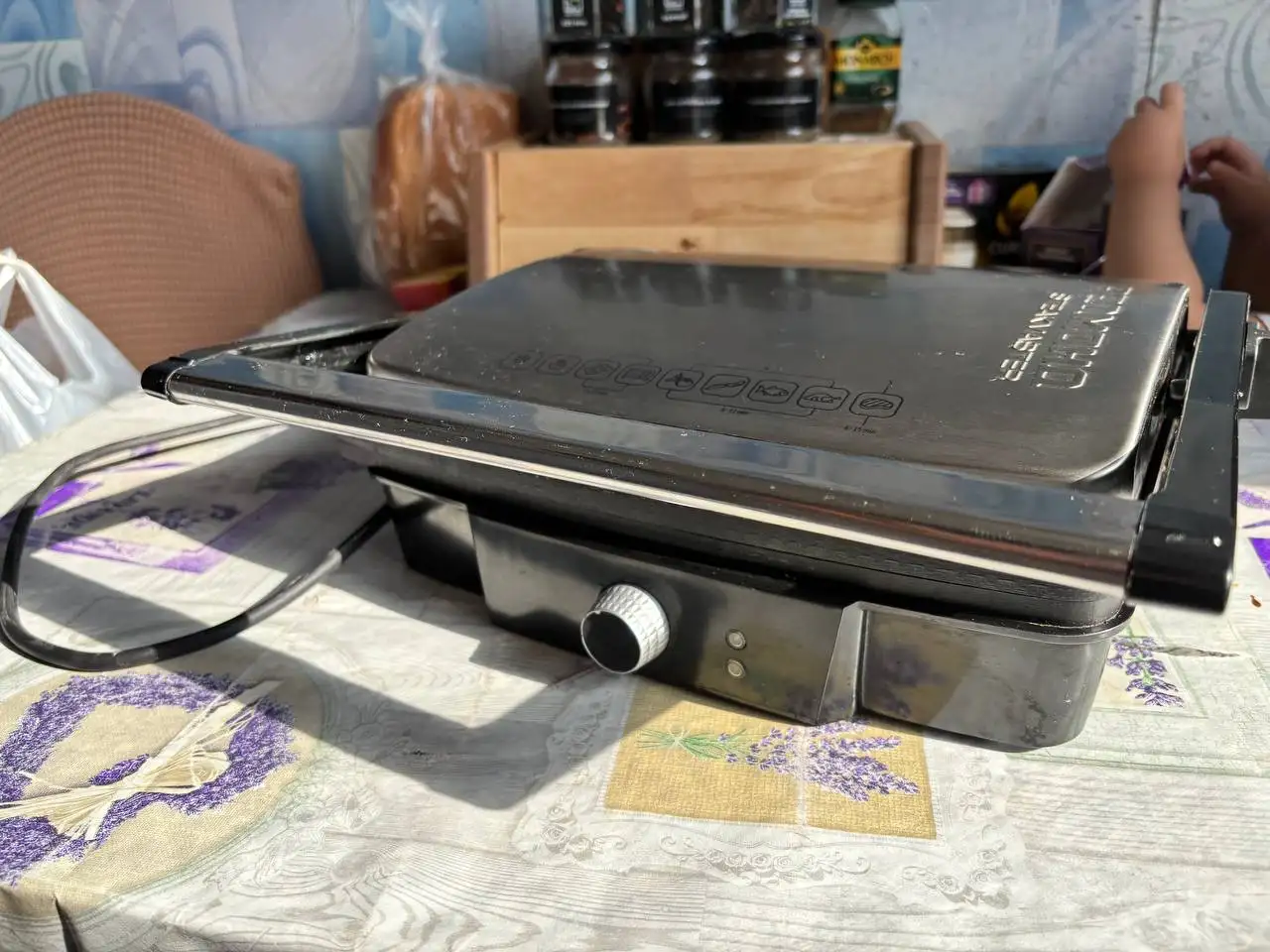 Продам электро-гриль Redmond - Кухонная техника (Для дома и дачи) в Кемерово