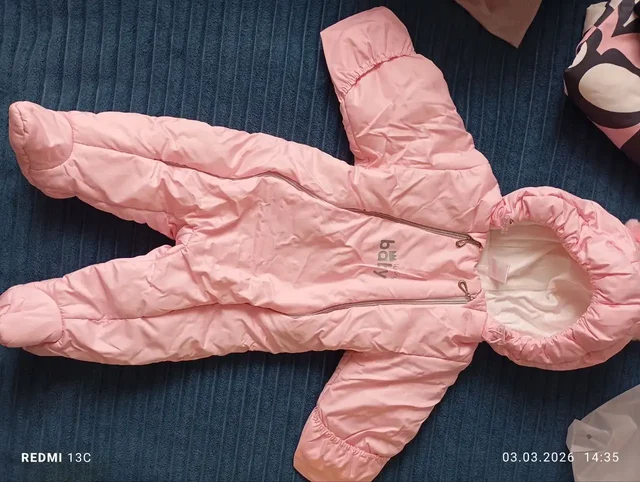 Комбинезон на девочку размер 74 с шапкой в подарок - Детская одежда в Кемерово