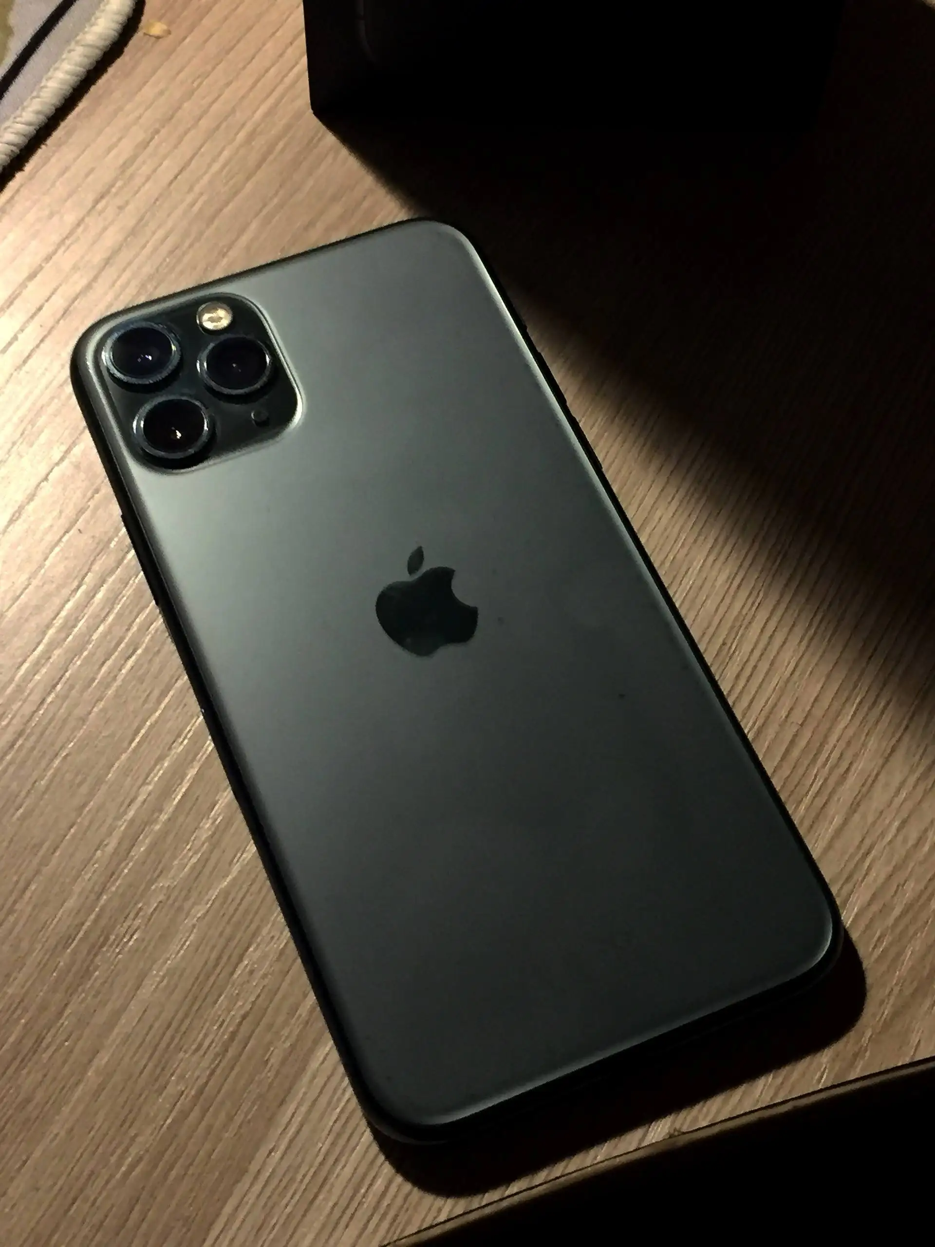 Продам iPhone 11 Pro - Смартфоны (Электроника) в Кемерово