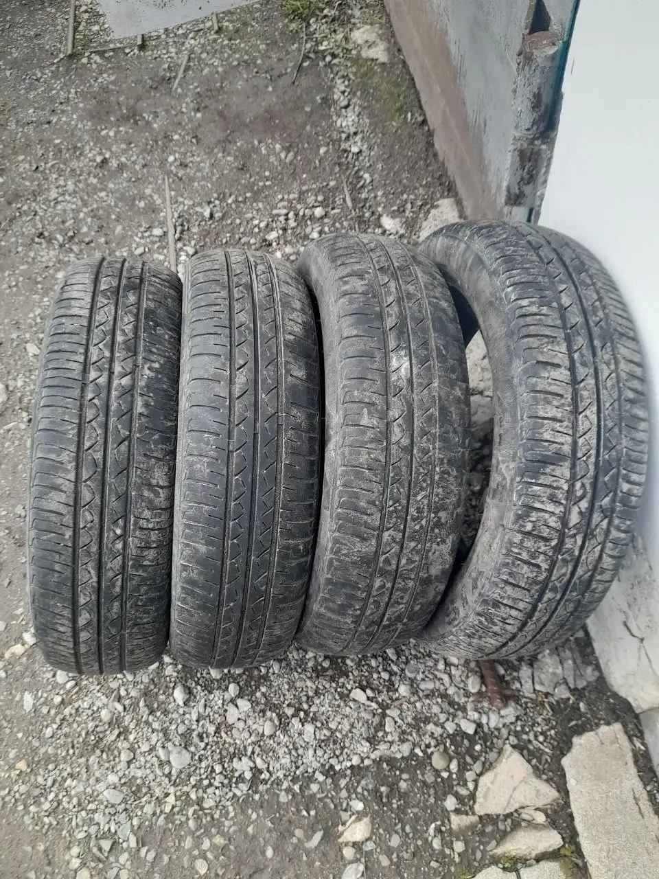 Шина 155/65R14 в хорошем состоянии - Шины (Запчасти) в Кемерово