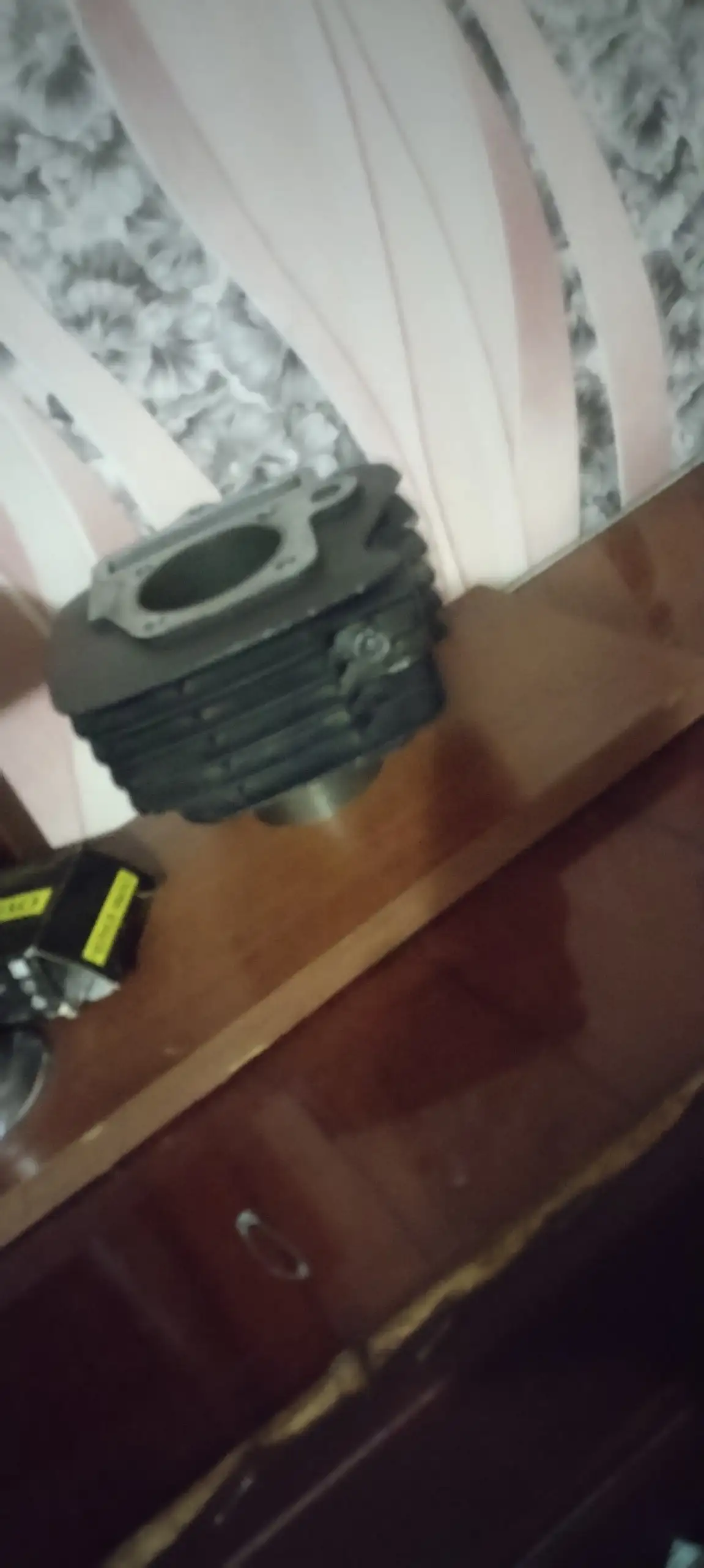 Продам поршневую на 140 кубов с поршнем и кольцами - Автозапчасти (Запчасти) в Кемерово