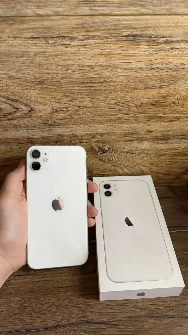iPhone 11 128 ГБ Белый в идеальном состоянии корпуса - Смартфоны (Электроника) в Кемерово