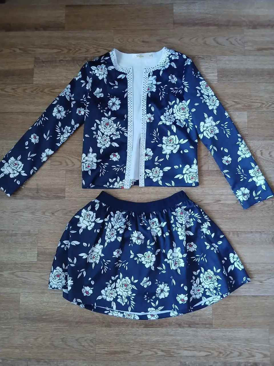 Продажа пакета вещей для девочки в отличном состоянии - Одежда (Товары для детей) в Кемерово