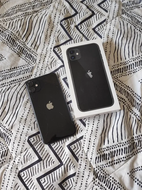 iPhone 11, 64гб в хорошем состоянии - Сетевое оборудование в Кемерово