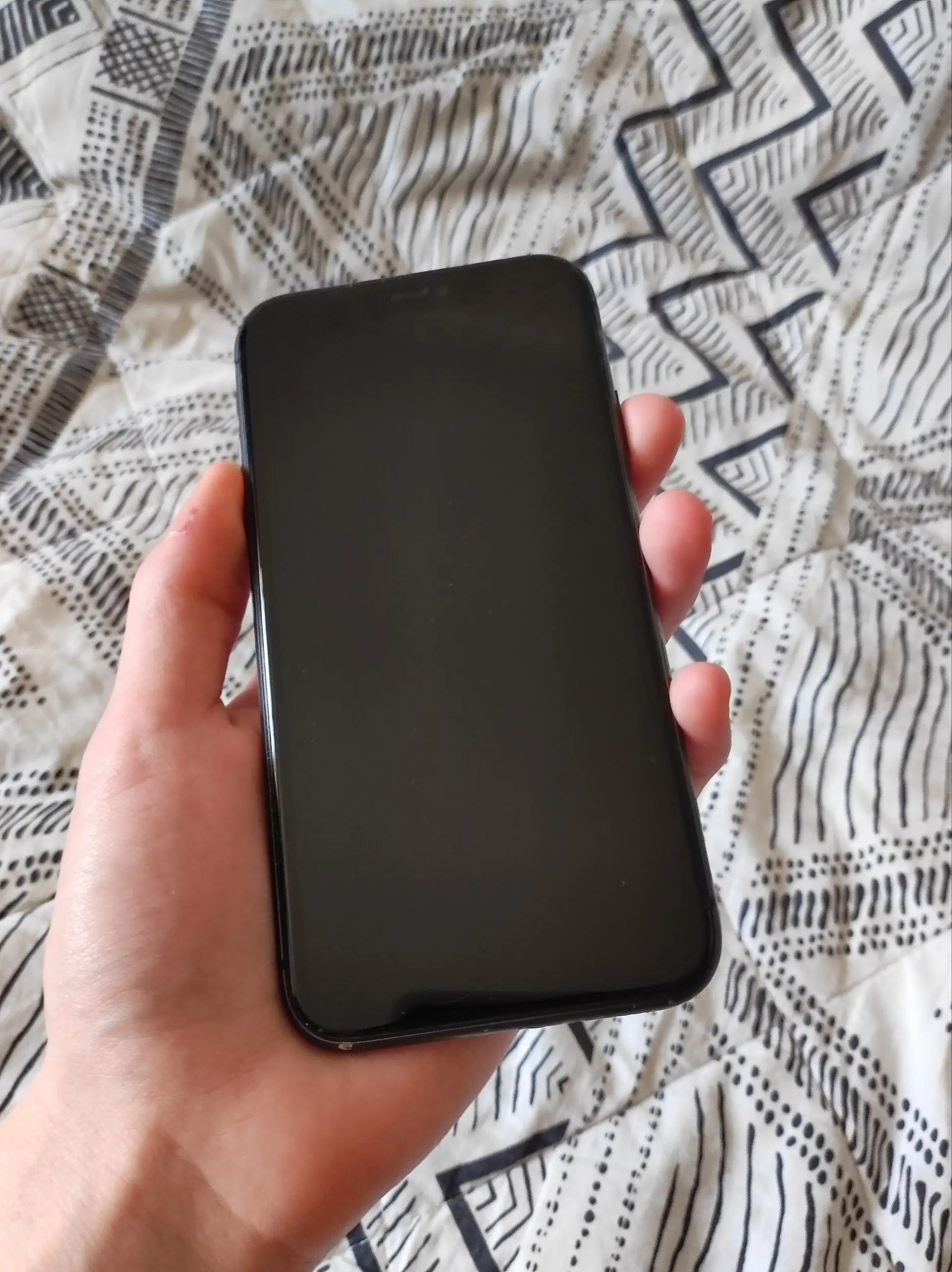 iPhone 11, 64гб в хорошем состоянии - Смартфоны (Электроника) в Кемерово