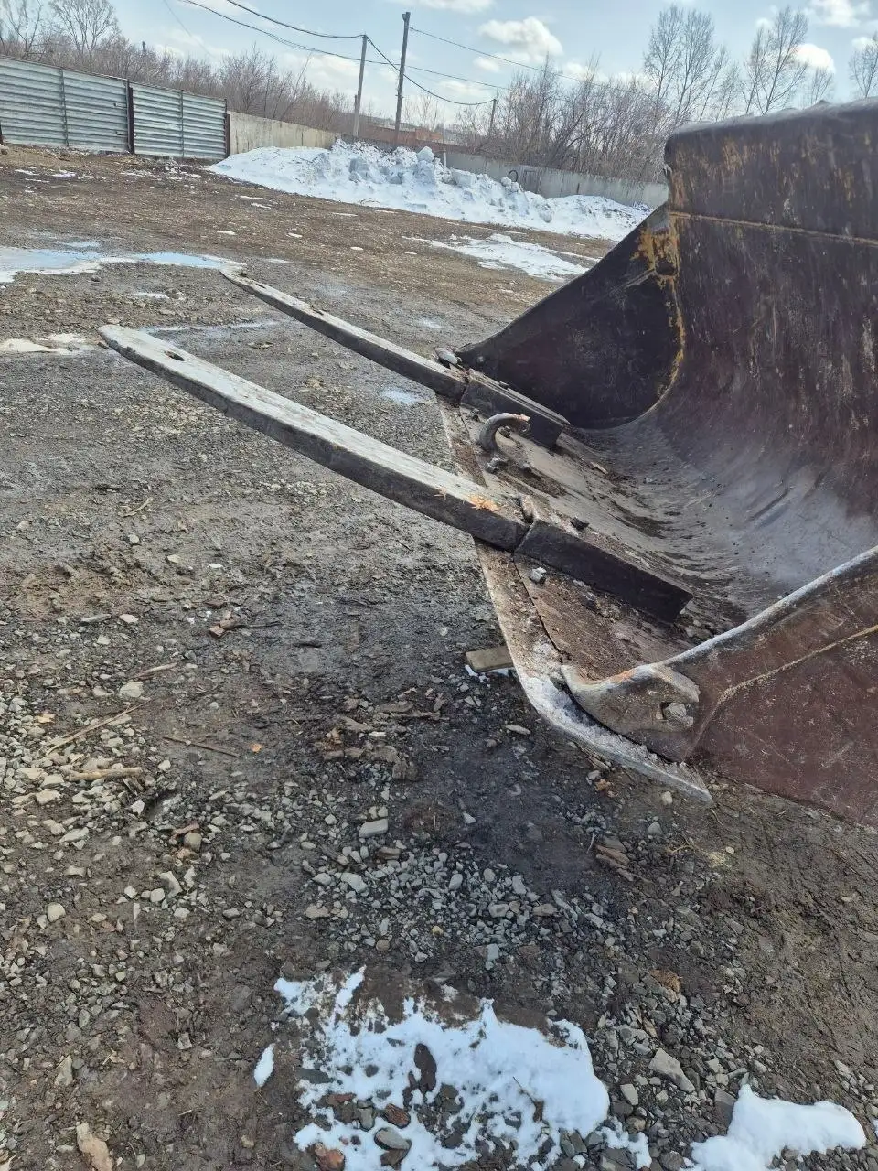 Продам фронтальный погрузчик HYUNDAI HL 730-7 2006 года - Спецтехника (Барахолка) в Кемерово