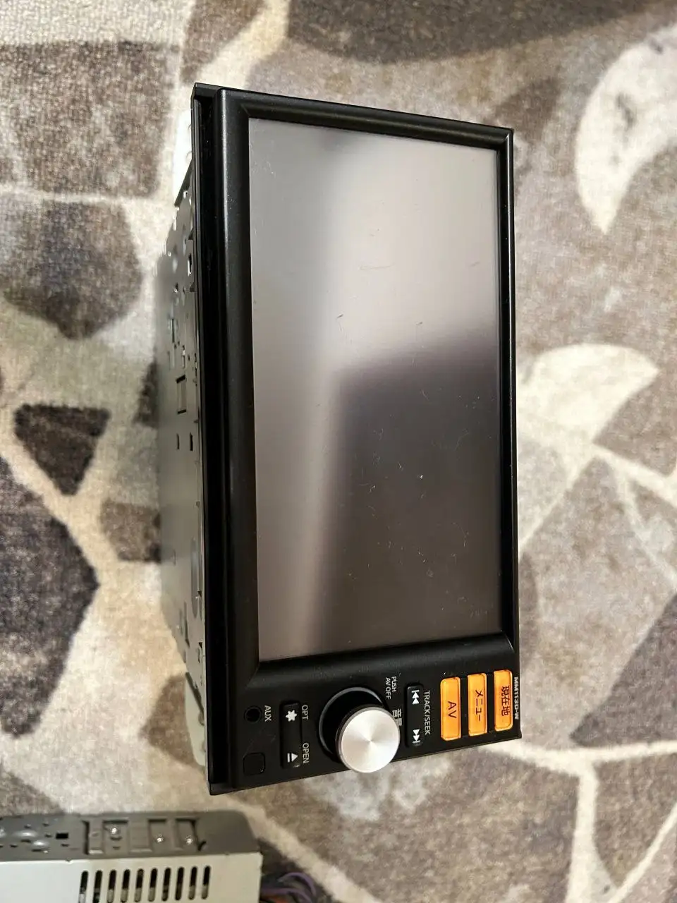 Продам книги, магнитолы и запчасти - Барахолка в Кемерово