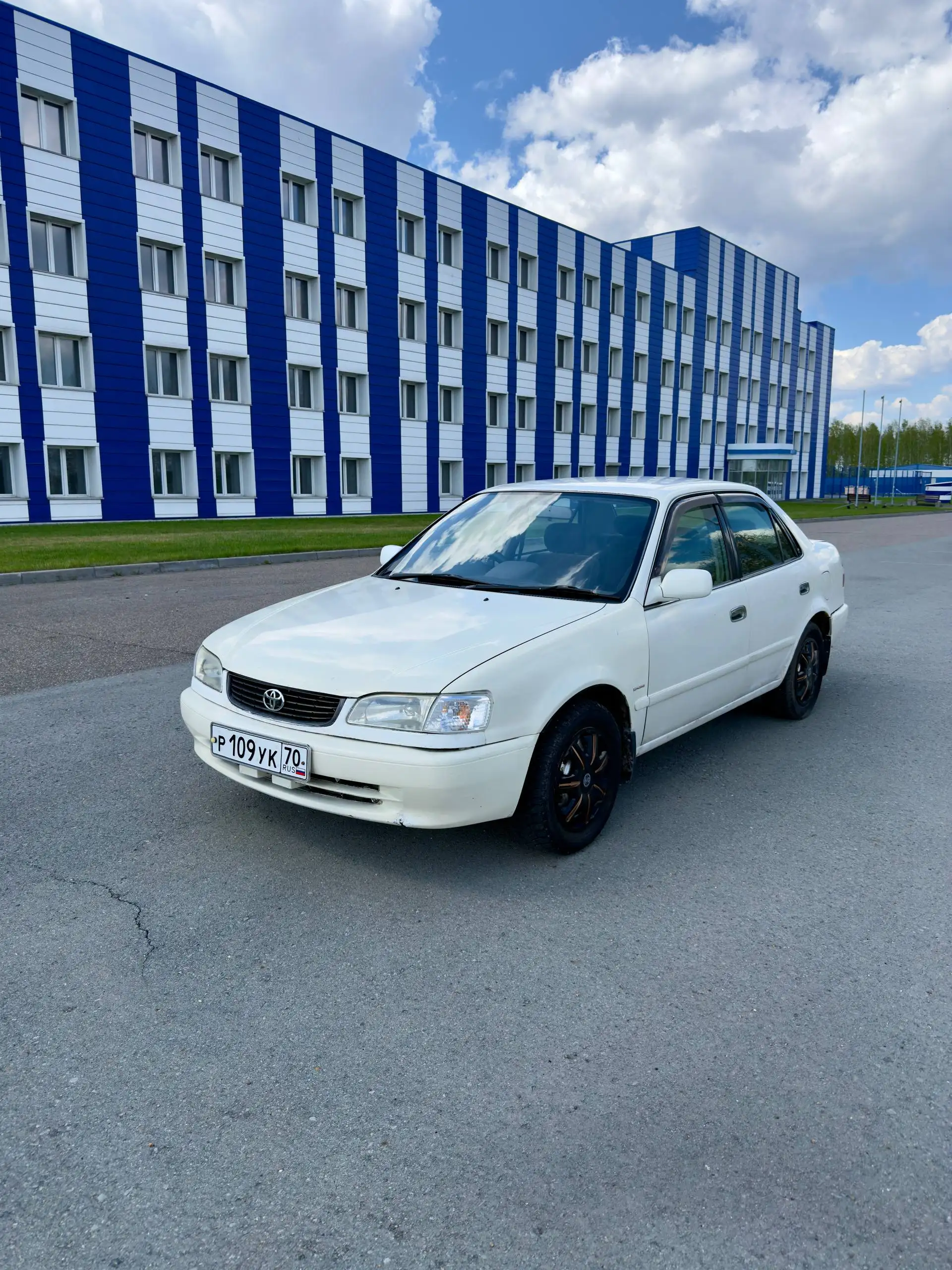 Toyota Corolla 2000 XE Saloon Limited - Легковые автомобили (Авто) в Юрга