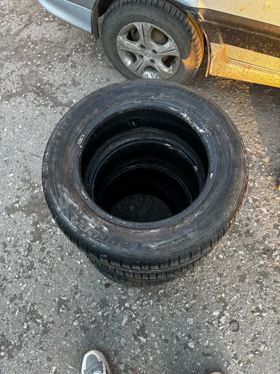 Продам летнюю резину 185/60 R14 - Шины и диски (Авто) в Кемерово