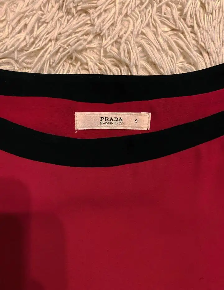 Платье Prada Италия - Платья (Одежда) в Кемерово