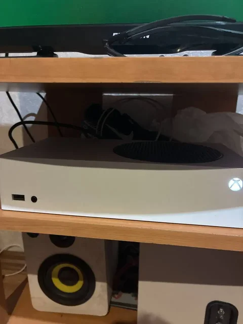 Xbox Series S в Кемерово - частное объявление в Кемерово