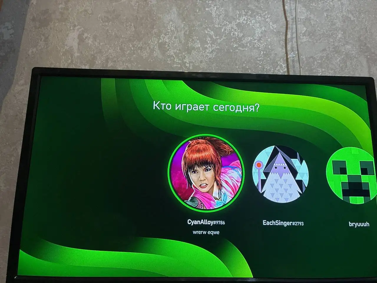 Xbox Series S в Кемерово - Игры и консоли (Электроника) в Кемерово