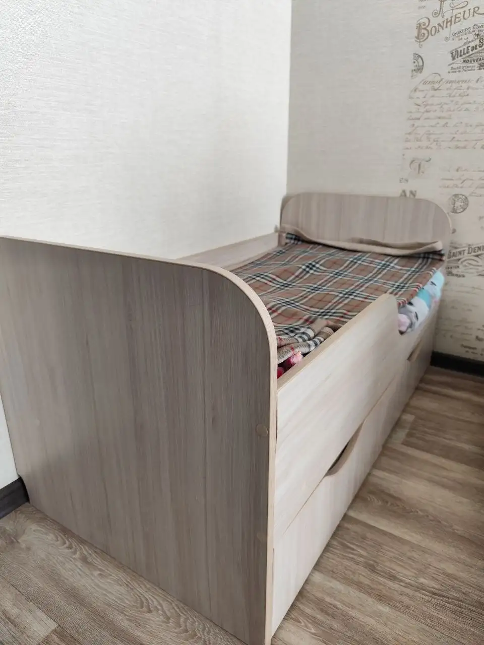 Продам детскую удобную кровать 60*120 - Кровати (Товары для детей) в Кемерово
