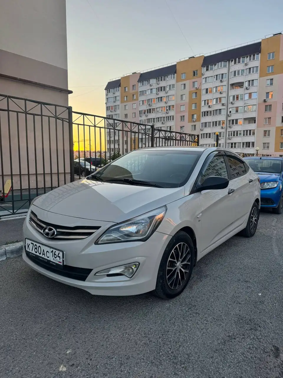 Hyundai Solaris 2015 - Легковые автомобили (Авто) в Саратов