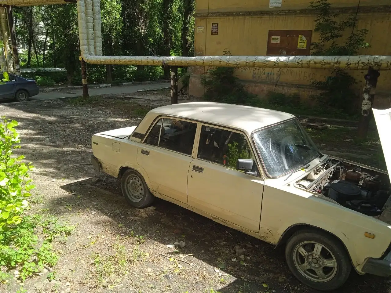 Продажа автомобиля с косметическими дефектами - Легковые автомобили (Авто) в Саратов