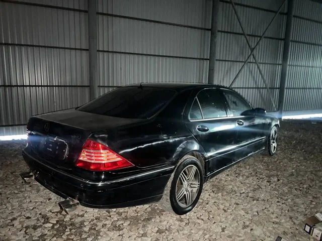 Mercedes-Benz 220 4.3 V8 на ходу - Легковые автомобили в Саратов