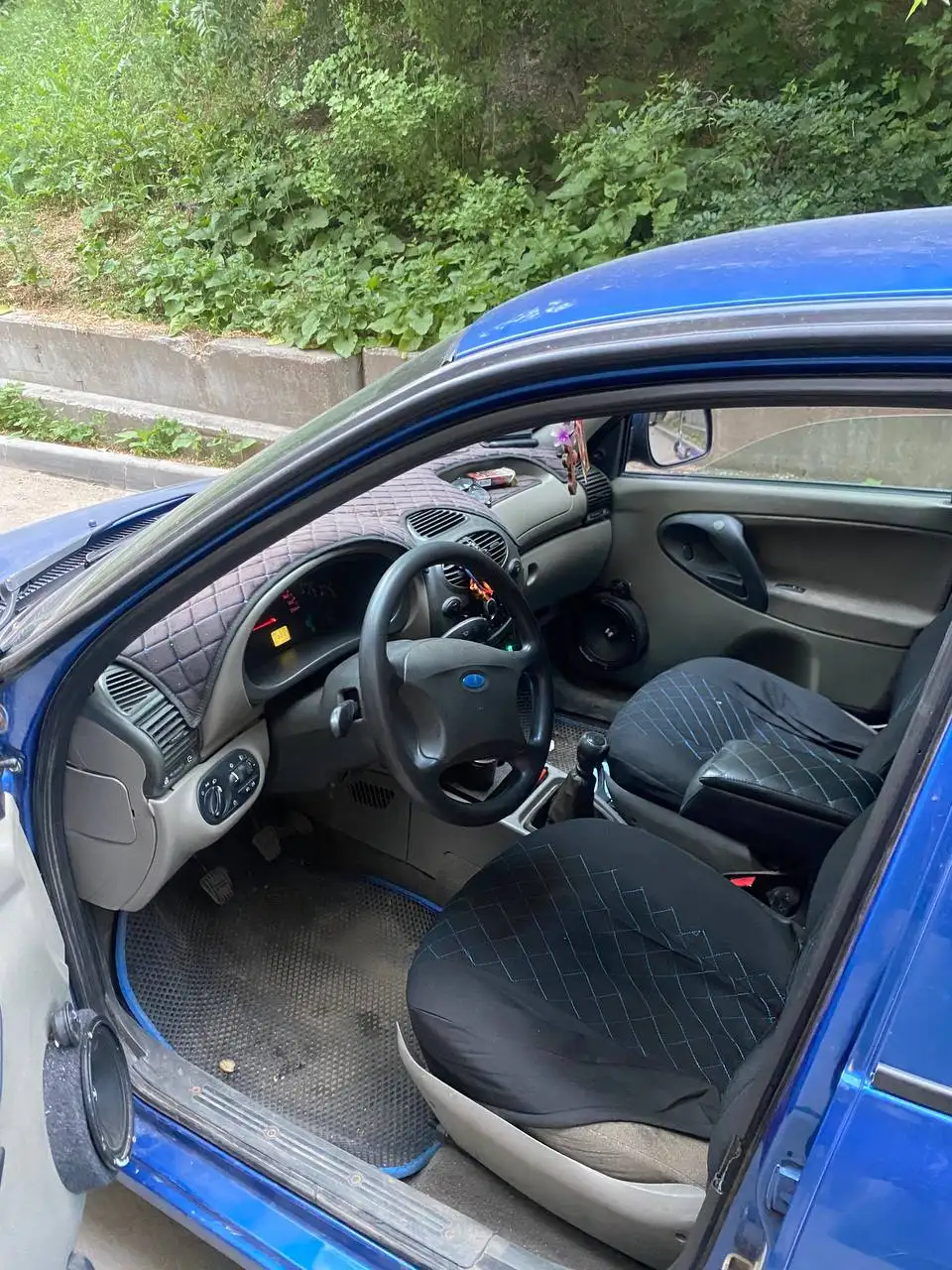 Продаю авто 320к торг - Авто в Саратов