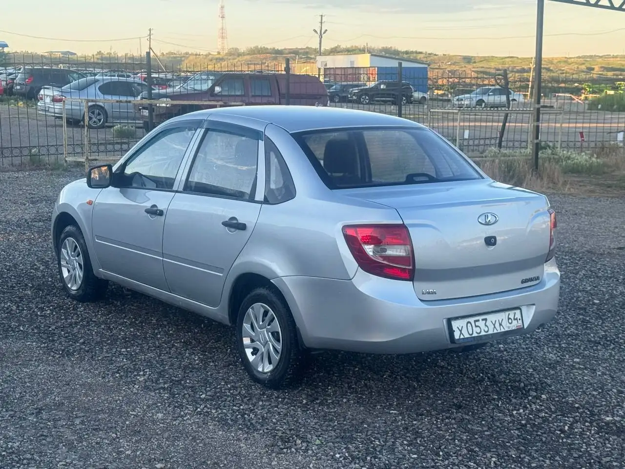 Lada Granta 2012г.в - Легковые автомобили (Авто) в Саратов